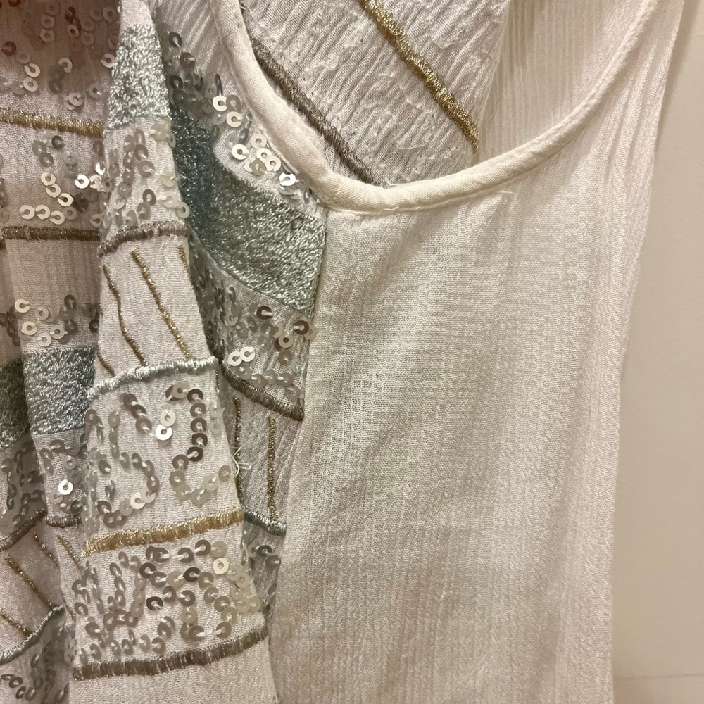 Abercrombie & Fitch Sequin Embroidered Tank Top - Picture 9 of 15